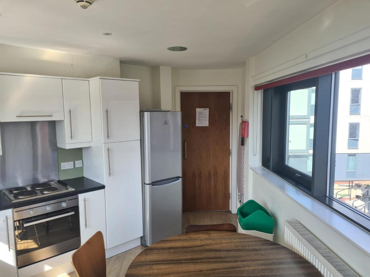Zeni 3 Bed Apartment In Central Ексетер Екстер'єр фото